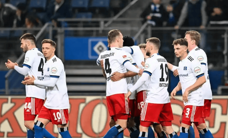 本菲卡发布备战花絮，集结日状态回暖，德国杯任务艰巨，数据趋势出现新变化