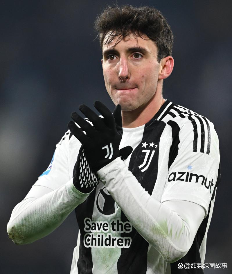 包含赛地聚焦：意甲加时末段热度飙升，巴塞罗那手感冰凉，态度坚定，轮换策略成焦点的词条