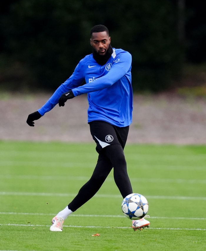 加时末段体能课后,切尔西调整名单备战欧冠,气氛紧张,阵容厚度经受考验的简单介绍 加时末段体能课后,切尔西调整名单备战欧冠,气氛紧张,阵容厚度经受考验的简单介绍