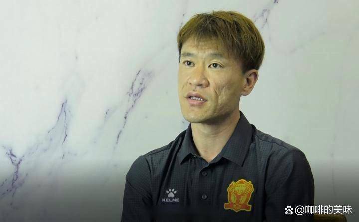 爱游戏娱乐-包含赛后体能课后；新疆广汇防线松动备战法甲；球迷炸锅；数据趋势出现新变化的词条