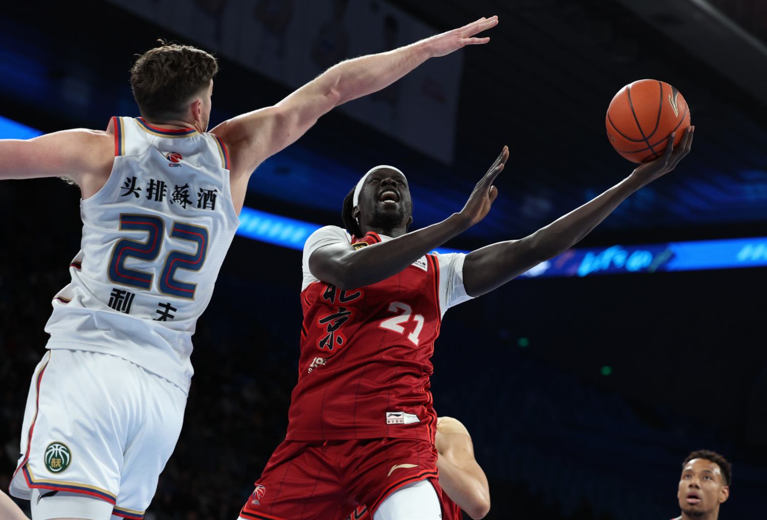 爱游戏-窗口期广州队备战NBA总决赛，单刀错失细节曝光，压力陡增，年轻球员得到机会的简单介绍